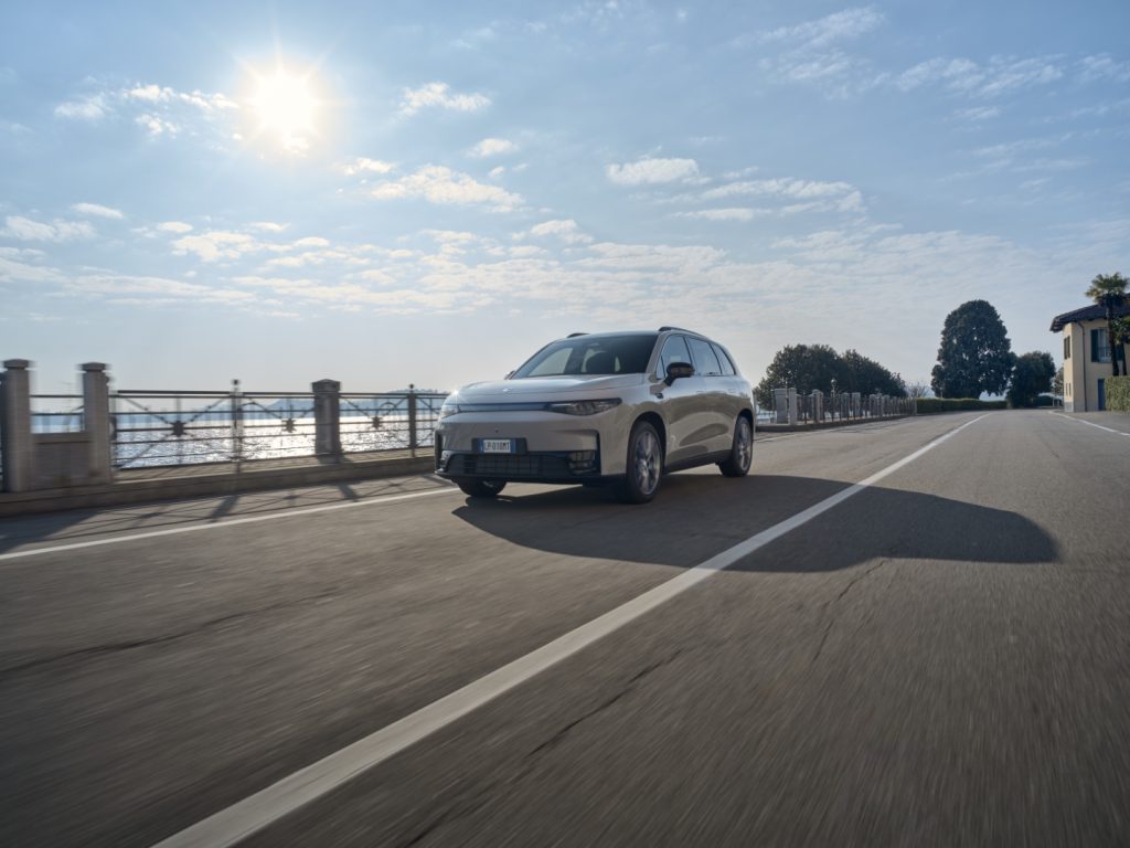 drivingbeautyshot