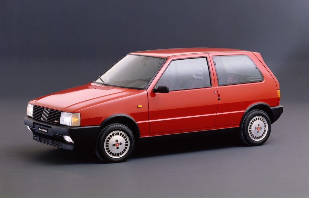FiatUnoTurbo1serie