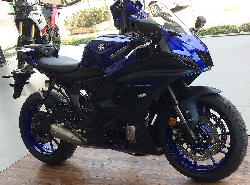 Top 10 ting du skal vide om Yamaha YZF-R7 – Fra det solide til det sublime