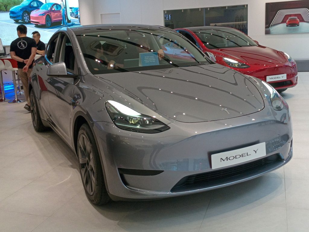 Tesla skærer ind til benet: Ny Model Y til lavere pris – men med færre luksusfeatures