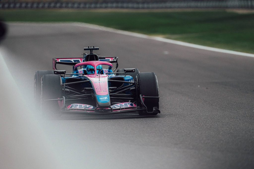 Alpine viser lovende fart i Spa – men Gasly endte fredagen i barrieren