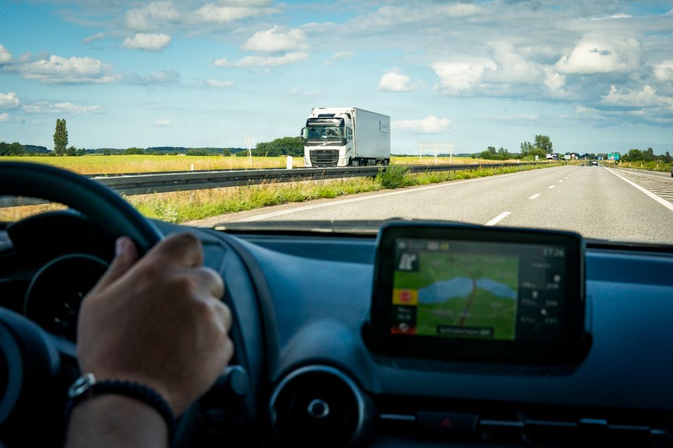 Kør-selv-ferie? 15 procent aner ikke, om de kan få vejhjælp i udlandet