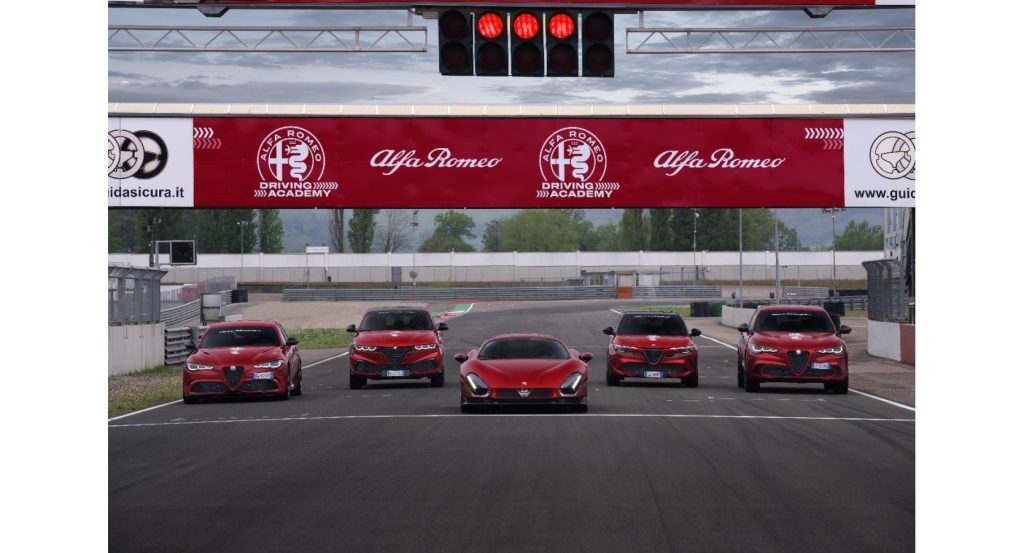 Alfa Romeo holder farten: Junior trækker læsset i første halvår af 2026