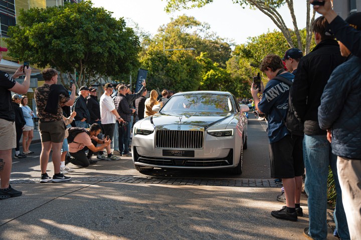 Rolls-Royce bygger en Ghost til Noosa – fordi almindelige firmabiler åbenbart ikke var eksklusive nok