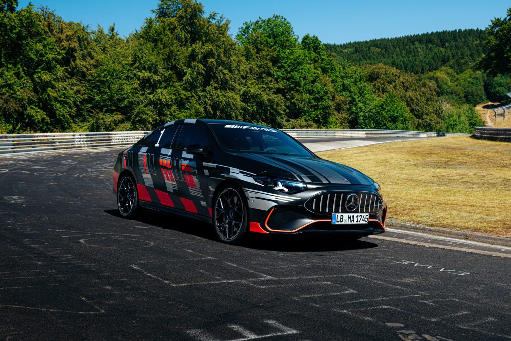 Ny Mercedes-AMG CLA 45 sætter Nürburgring-rekord – med 680 elektriske heste