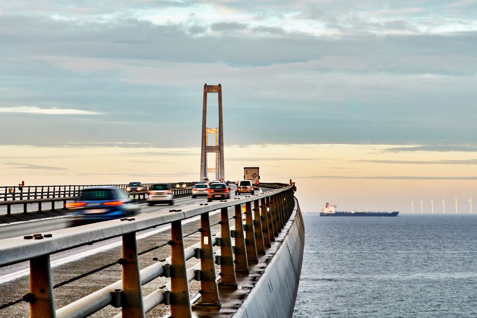Storebæltsbroen lukkes otte gange i næste uge – op til 45 minutter ad gangen