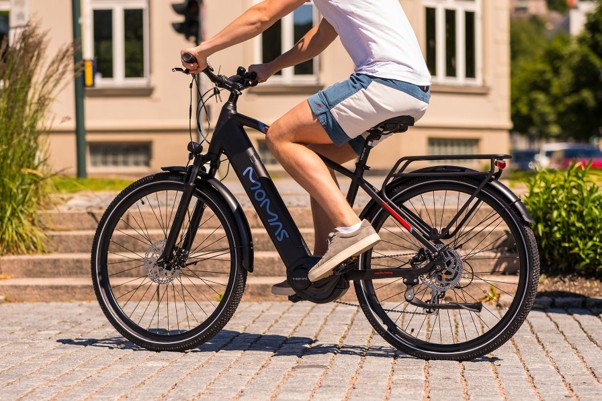 Lad bilen stå på de korte ture: Gør pendlingen sjovere og billigere med en elcykel